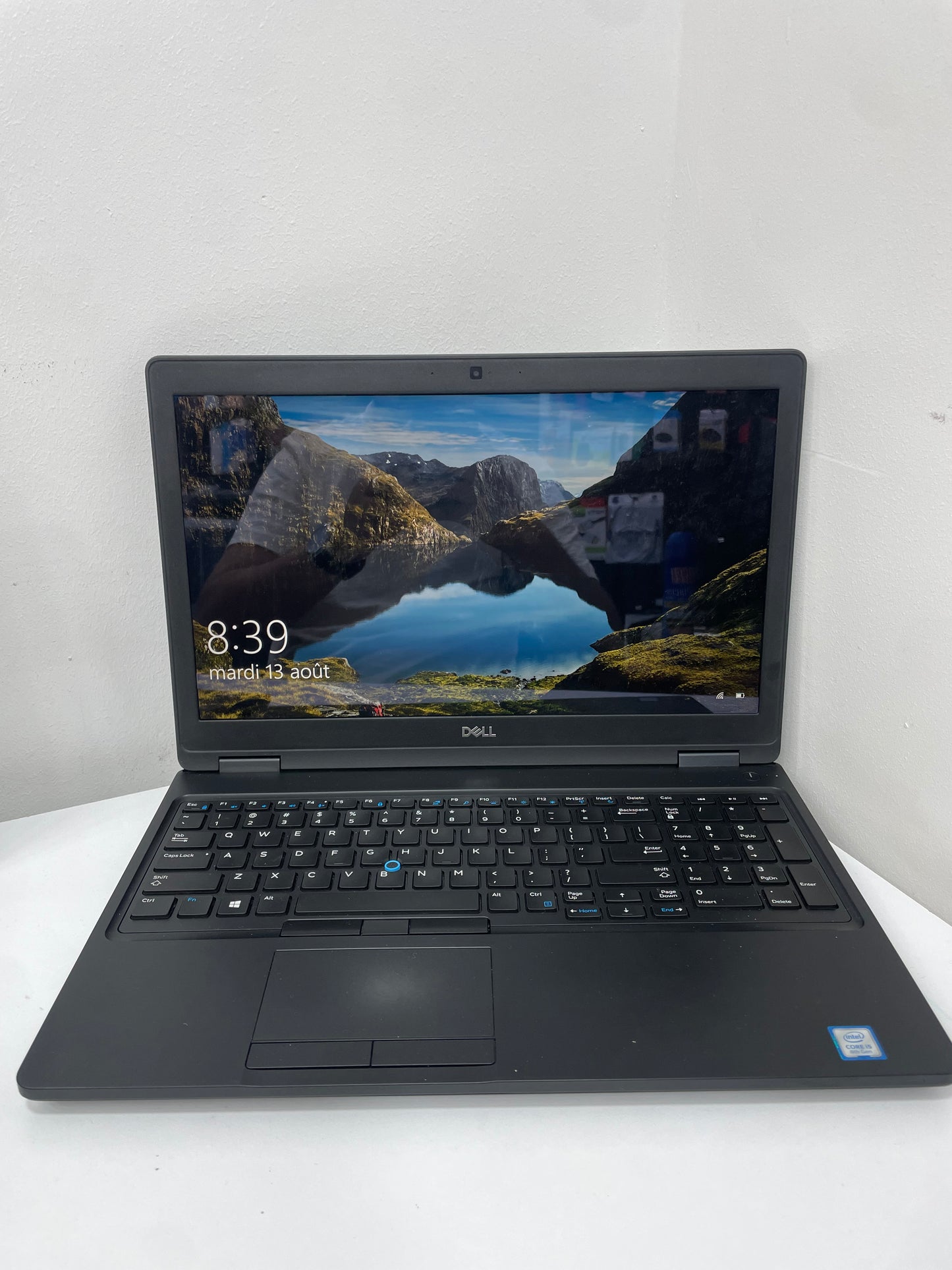 DELL 5590 écran tactile i5 8ème 15.6 pouce