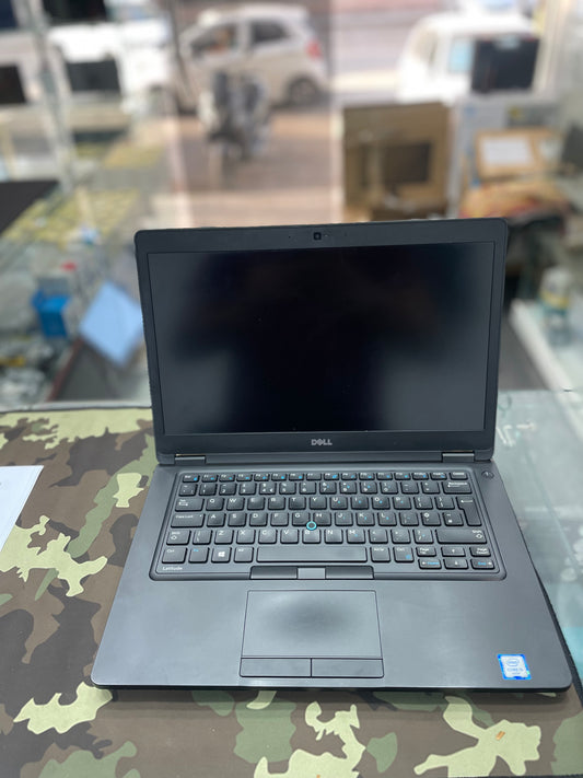 Laptop dell 5480 i5 6ème 256 ssd 8go